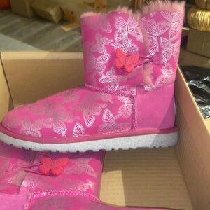 Hot pink winter boots